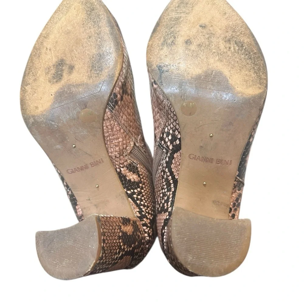Giani Bernini Gianni Kellbie Snakeskin print leather block heel tall boots